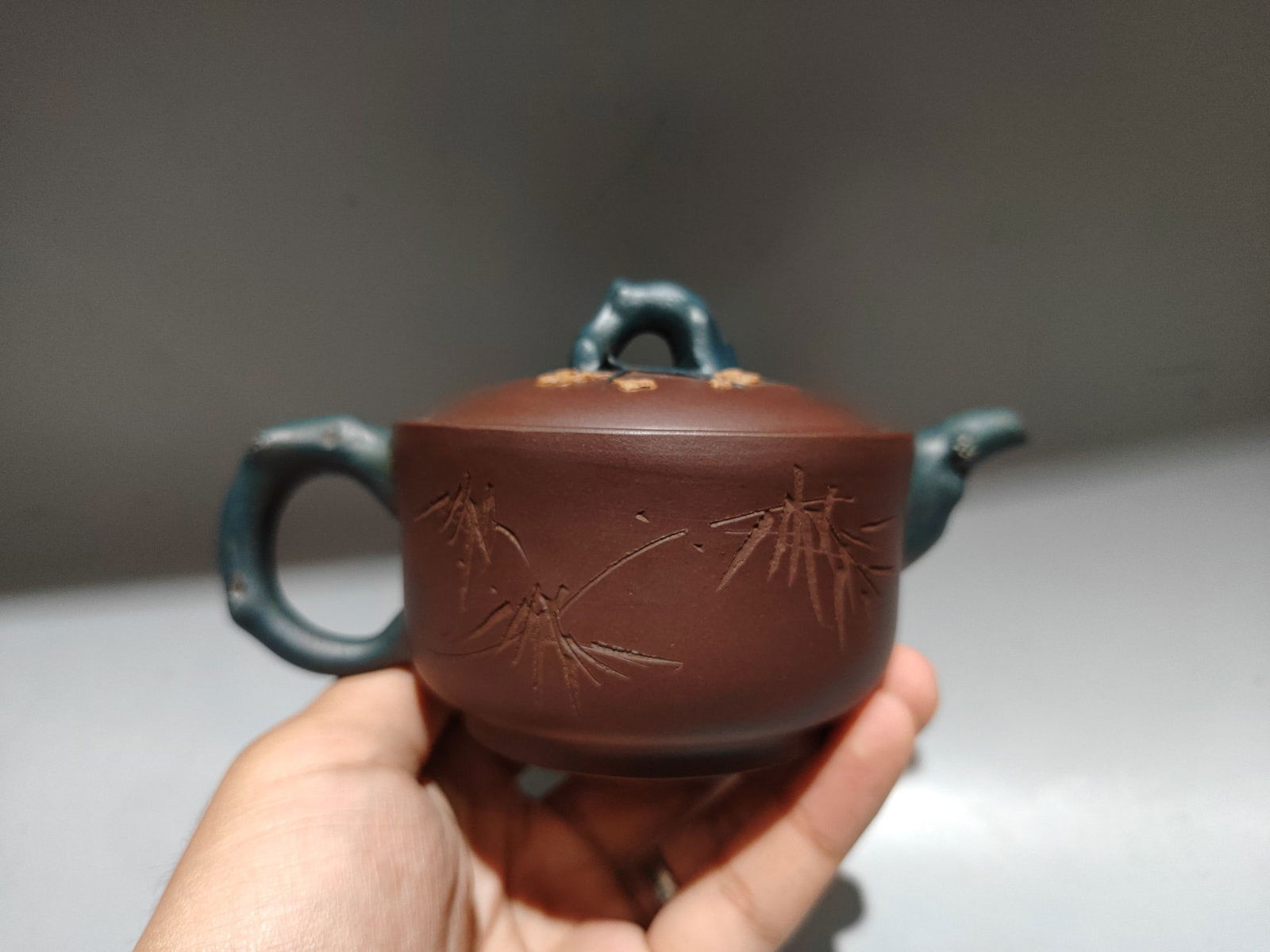 Chinese Yixing Zisha Poetic Prose Teapot - 4