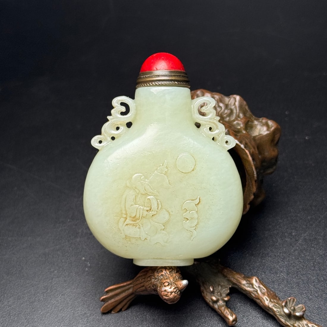 Chinese Hetian Jade Low Relief Sage Snuff Bottle (1 of 9)