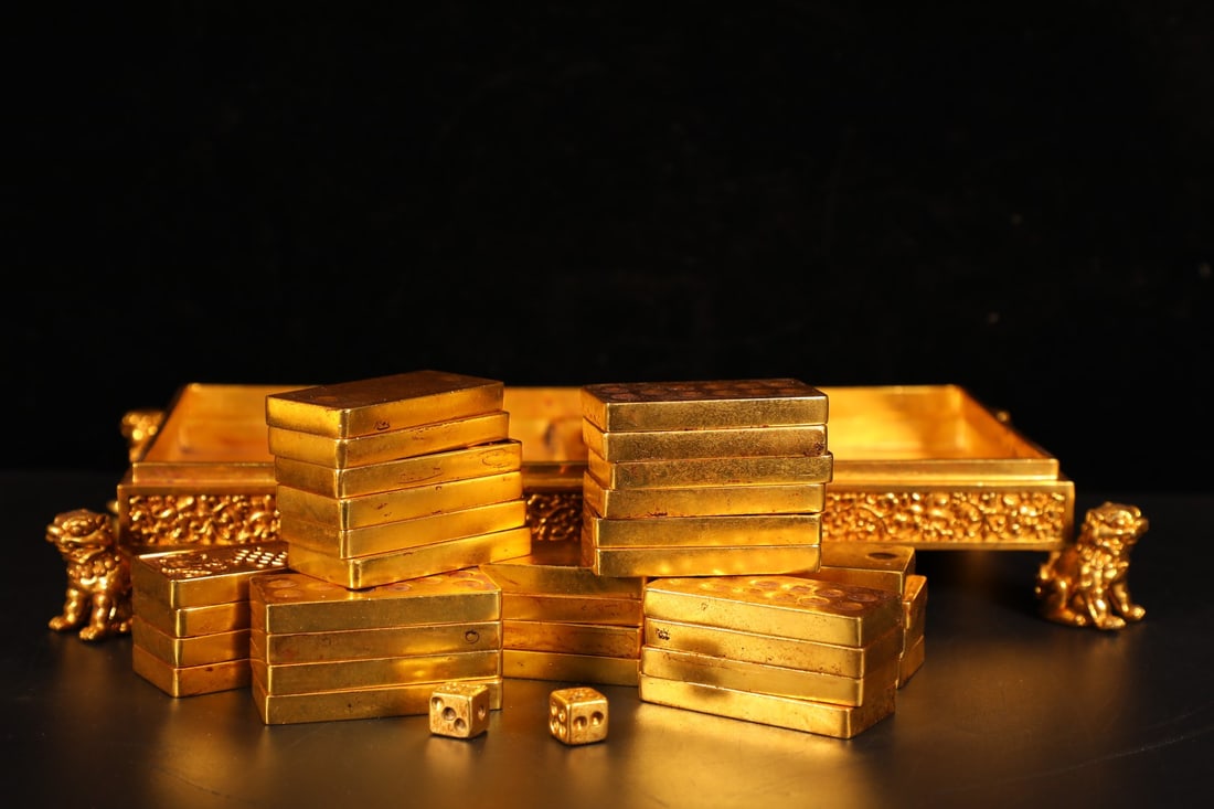 A Set Vintage Chinese Gilt Gold Copper Pai Gow Statue - 4