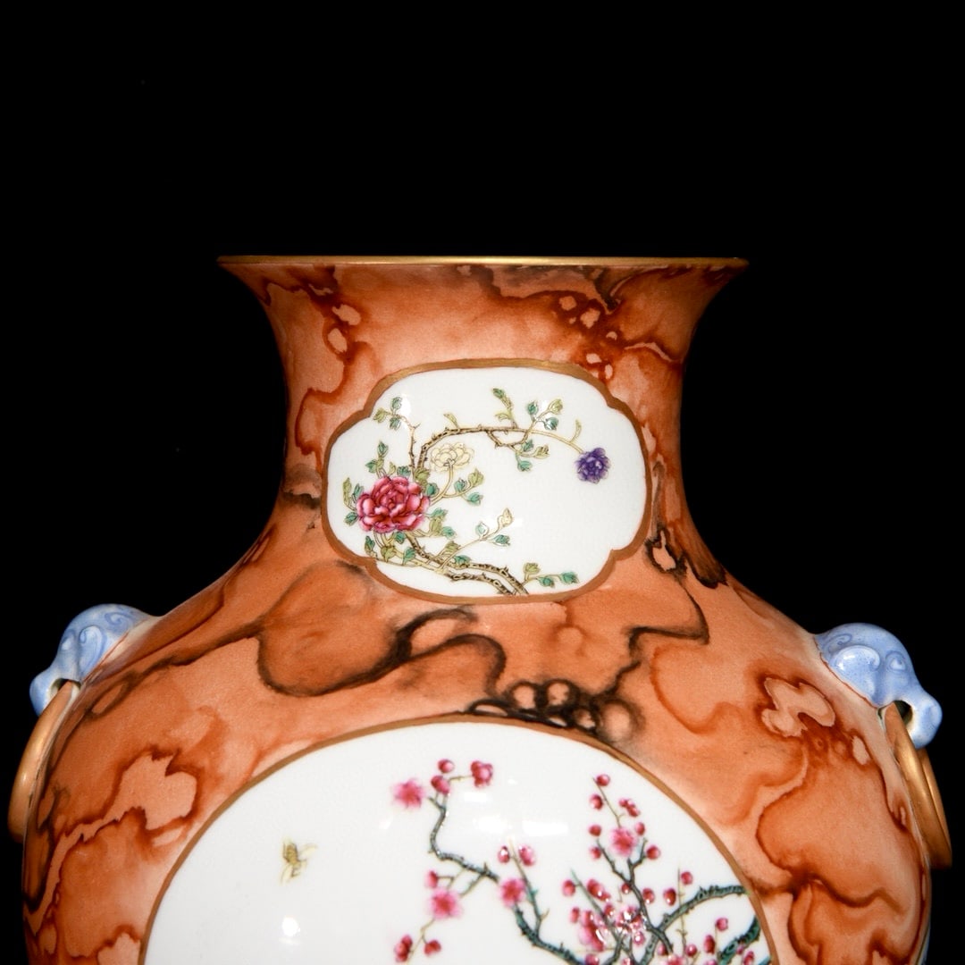 hinese Gilt Edge Red Glaze Wood Grain Glaze Famille Rose Flowers Design Porcelain Vase - 4