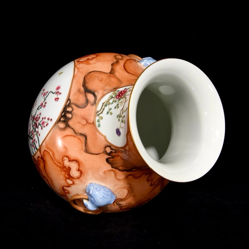 hinese Gilt Edge Red Glaze Wood Grain Glaze Famille Rose Flowers Design Porcelain Vase - 8