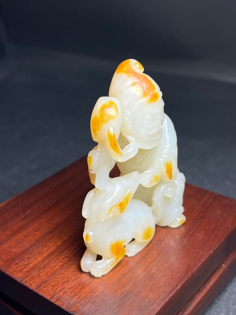 Chinese Hetian Jade Carved Figure Statue - 3