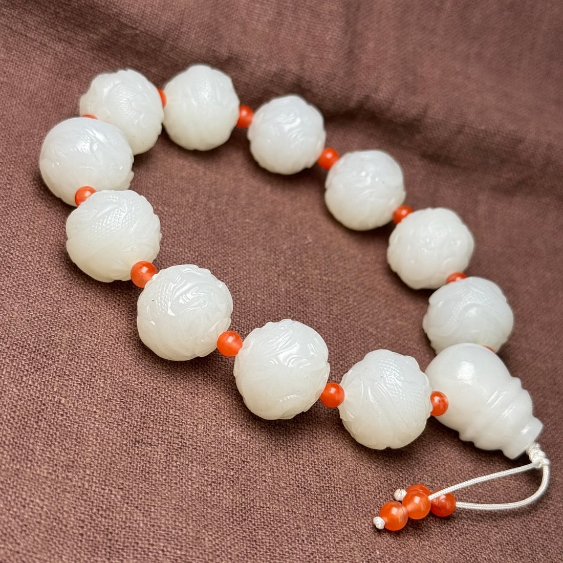 Chinese White Hetian Jade Hand Carved Fortune Dragon Beads Bracelet - 5
