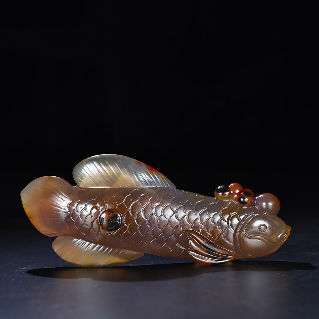 Chinese Agate Carved Fish Statue (1 of 9)