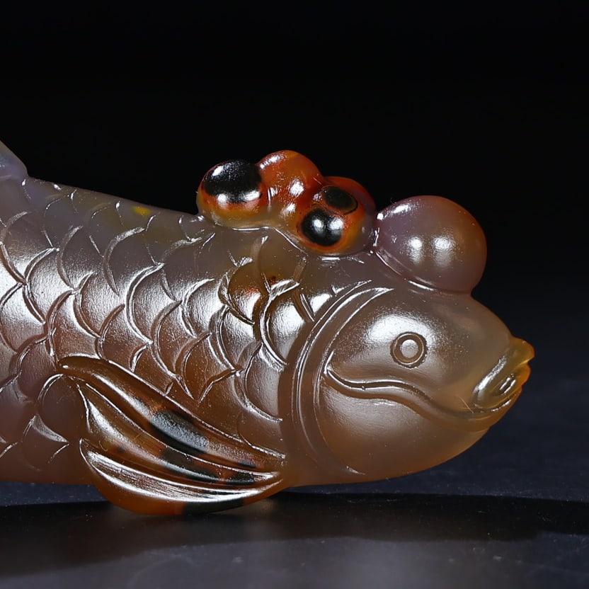 Chinese Agate Carved Fish Statue - 2