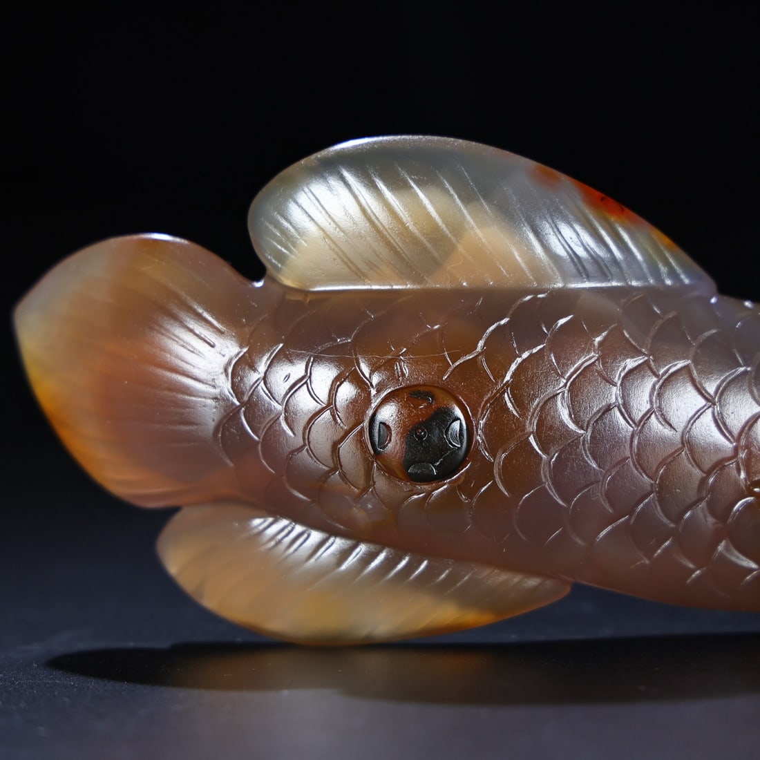 Chinese Agate Carved Fish Statue - 3