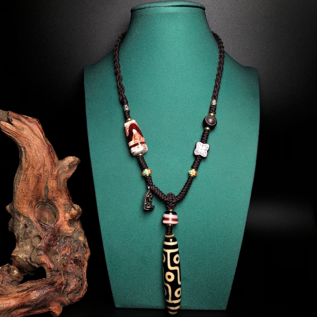 Hand Woven Tibetan 9 Eye DZI Agate Lucky Pendant - 9