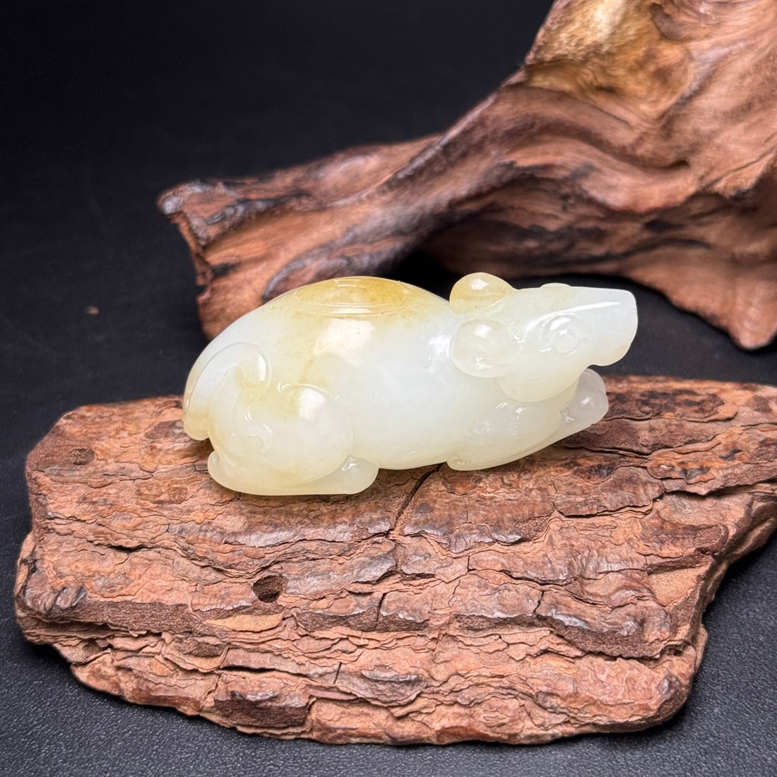 Chinese Hetian Jade Carved Mouse Pendant - 4