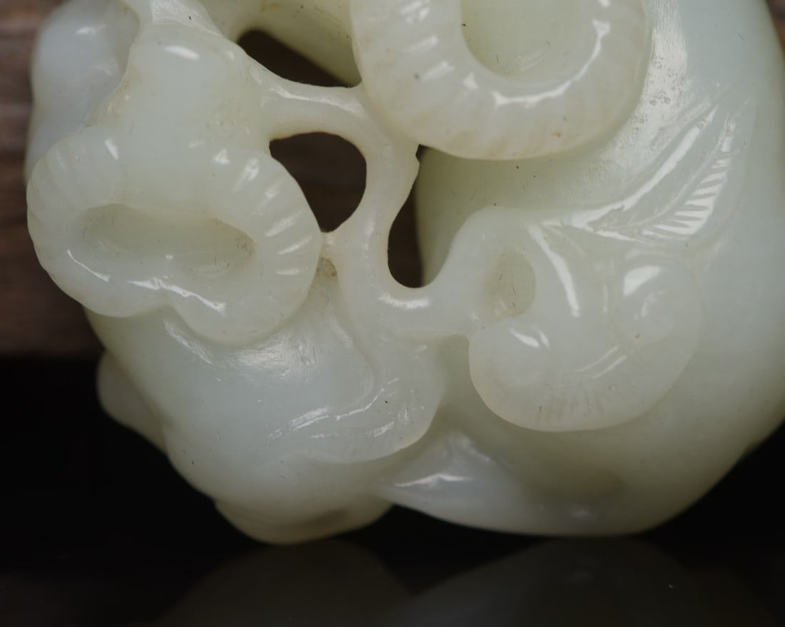 Chinese Hetian Jade Carved Dragon Fortune Ox Pendant - 5