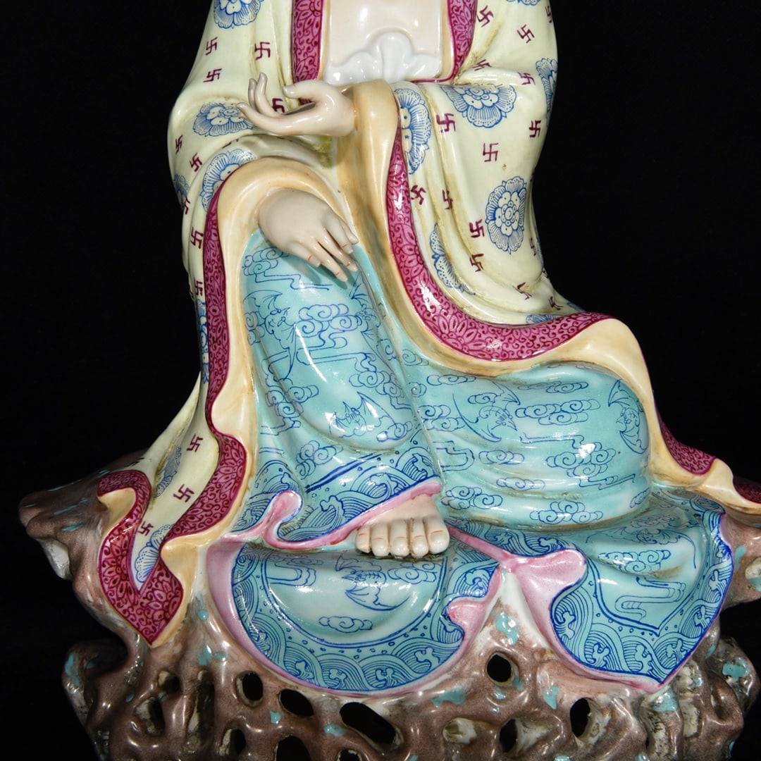 Chinese Famille Rose Porcelain Kwan-yin Statue - 6