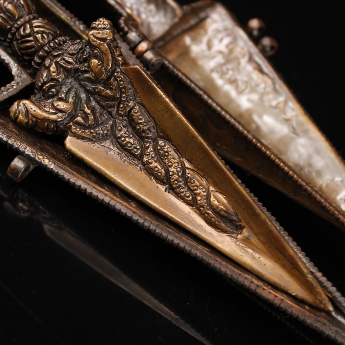 Vintage Copper Pestle Xiangmo Statue - 7