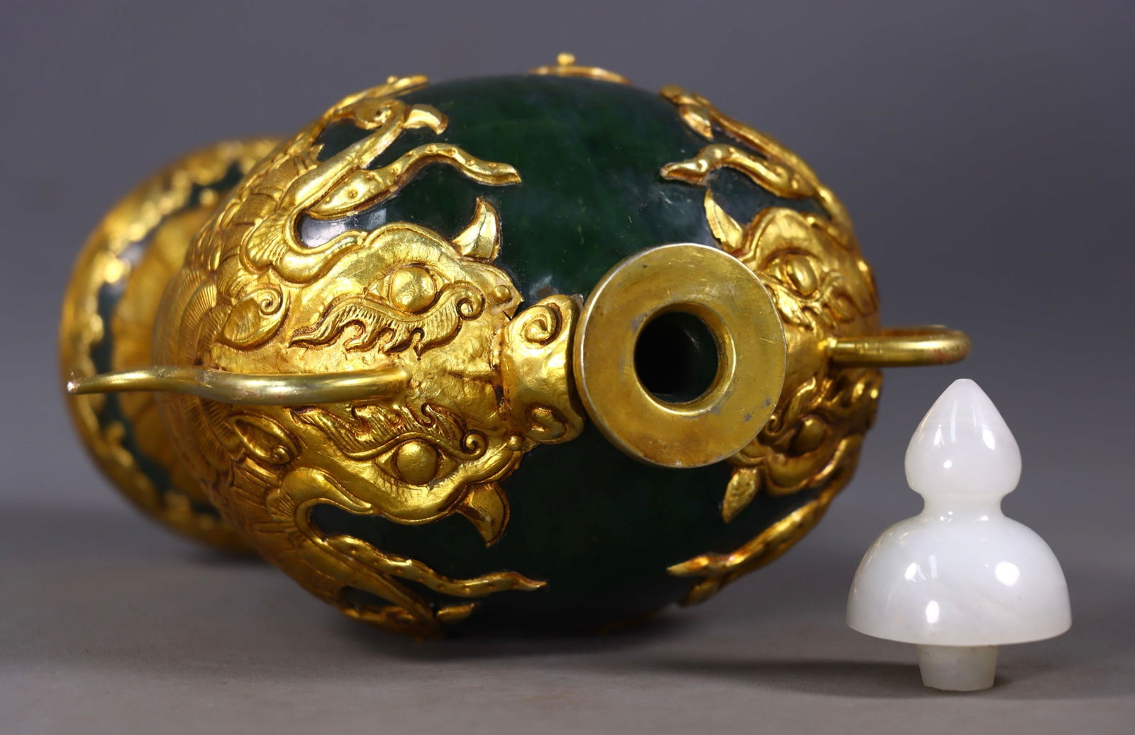 Superb Chinese Gilt Gold Copper Inlay Green Hetian Jade Carved Double Fish Vase - 6