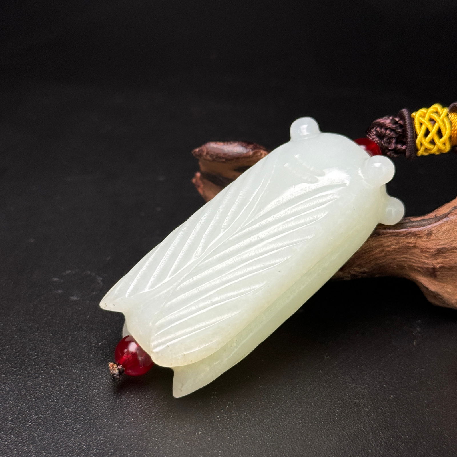 Chinese Hetian Jade Hand Carved Fortune Cicada Pendant - 2