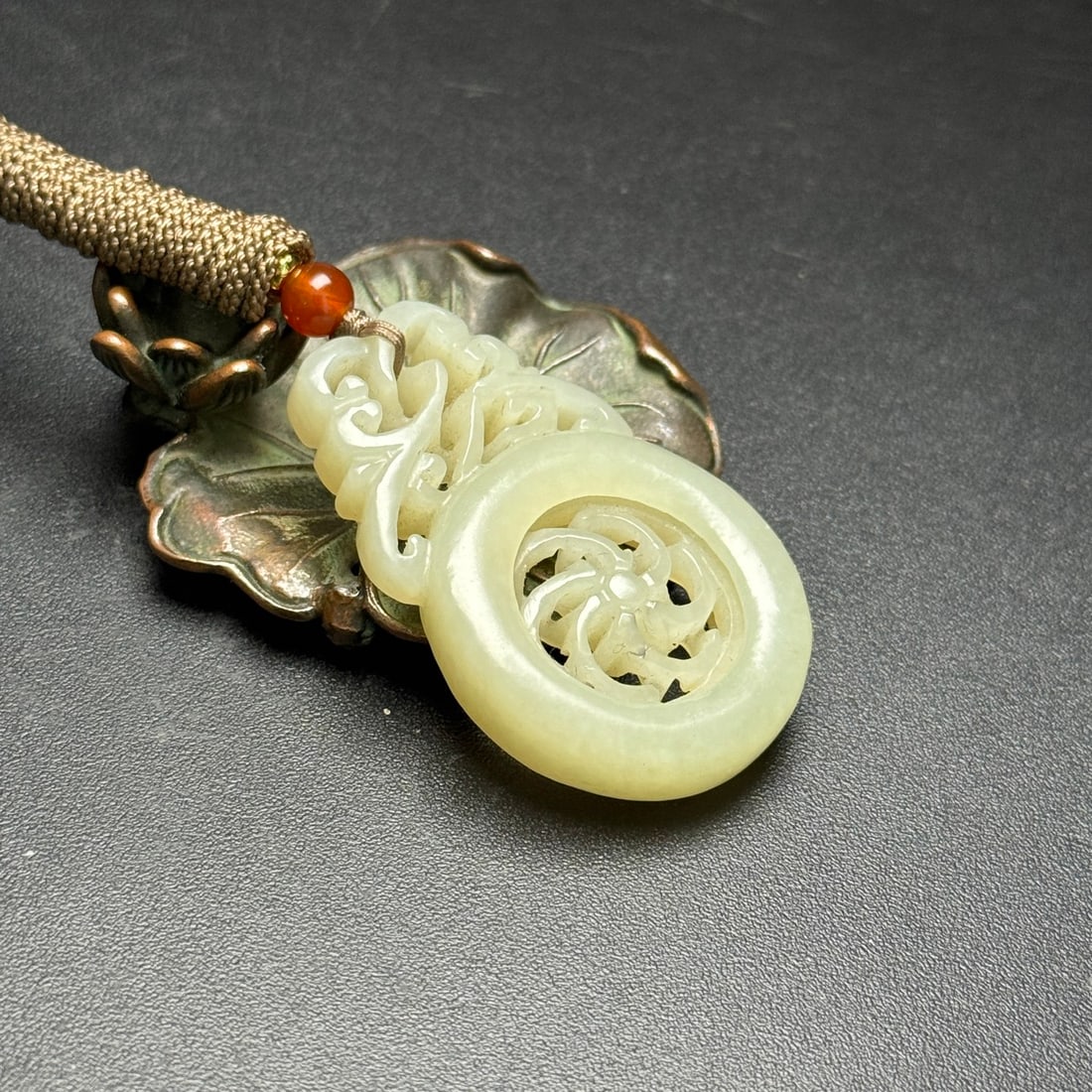 Chinese Hetian Jade Hand Carved Flower Pendant - 3