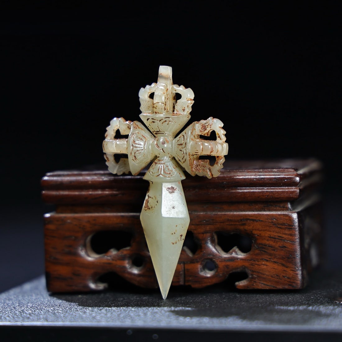 Vintage Chinese Hetian Jade Dharma-vessel Pendant (1 of 9)