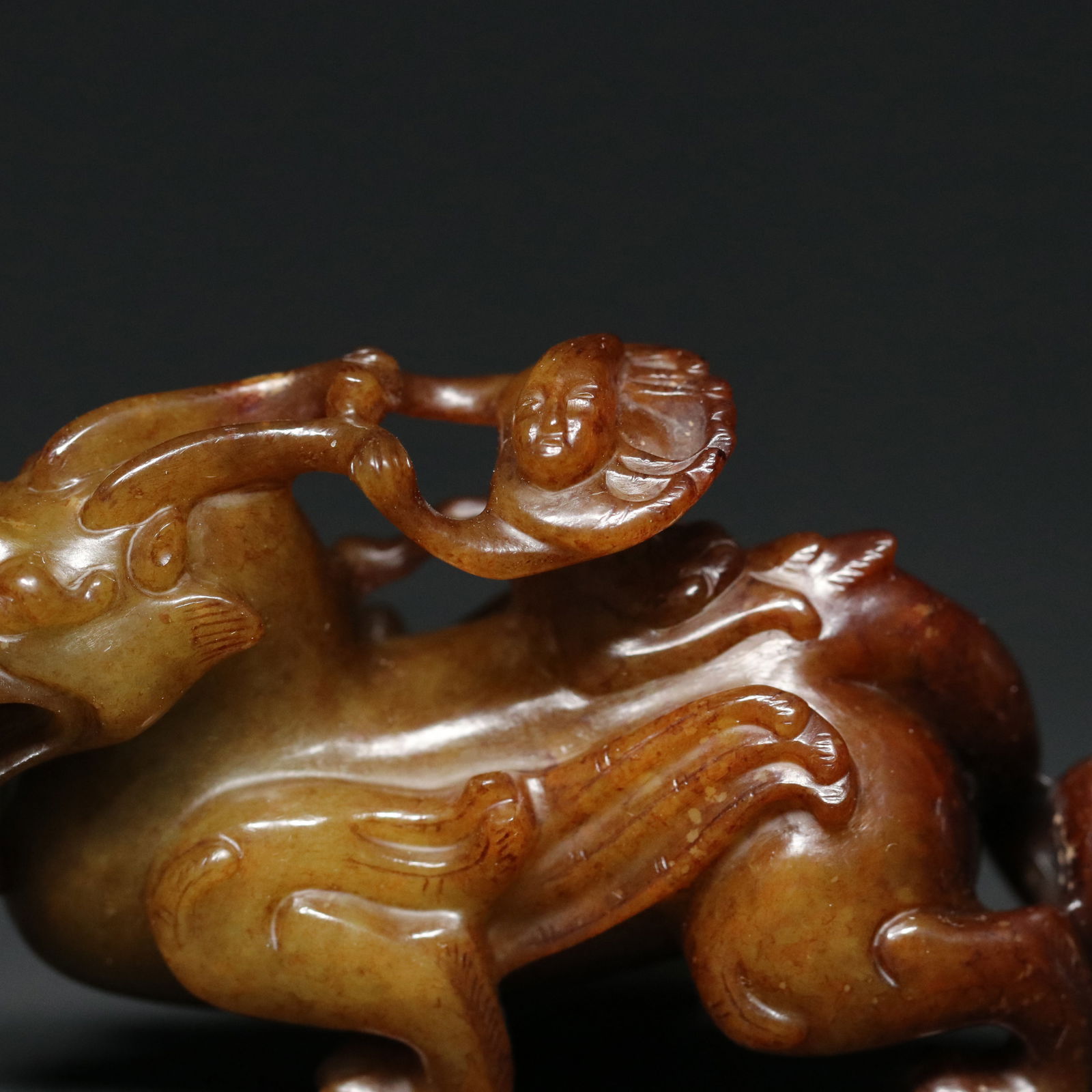 Vintage Chinese Hetian Jade Carved Beast Statue - 6