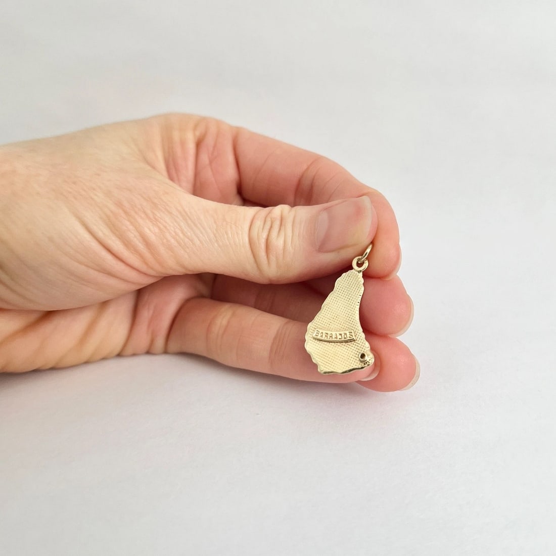 Barbados Necklace Pendant Charm in Italian 14K Yellow Gold, 2.12 Grams - 5