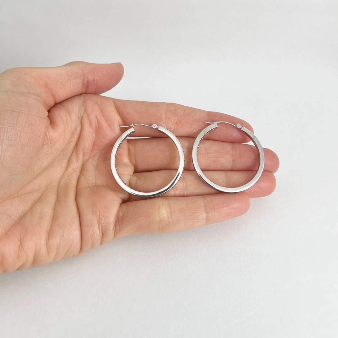 Thin Inside-Out Rhinestone Hoop Earrings 10K White Gold, 1.25 Inches, 1.63 Grams - 6