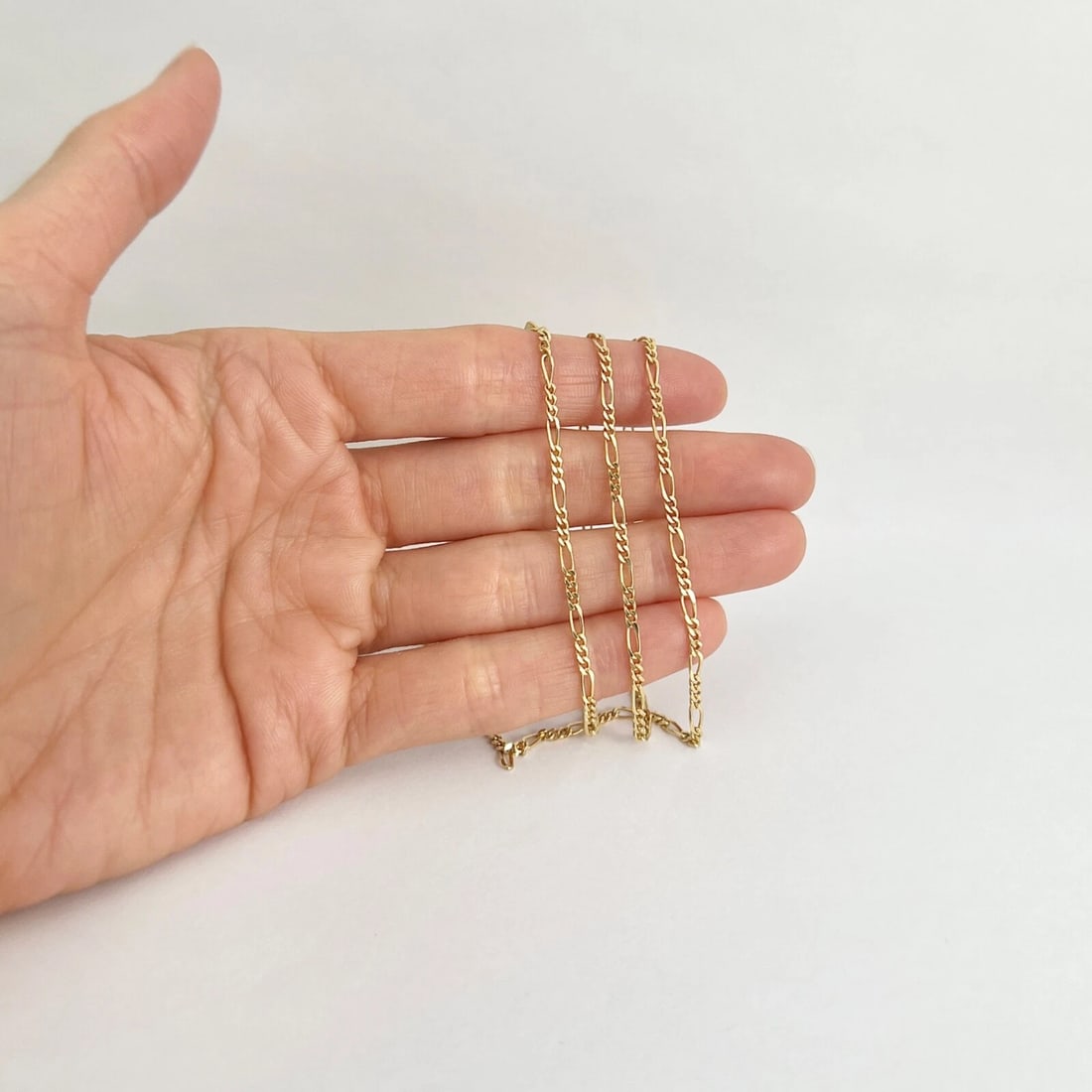 Italian Thin Figaro Chain Necklace 18K Yellow Gold, 20 Inches, 2.1 mm, 6.57 Gram - 3