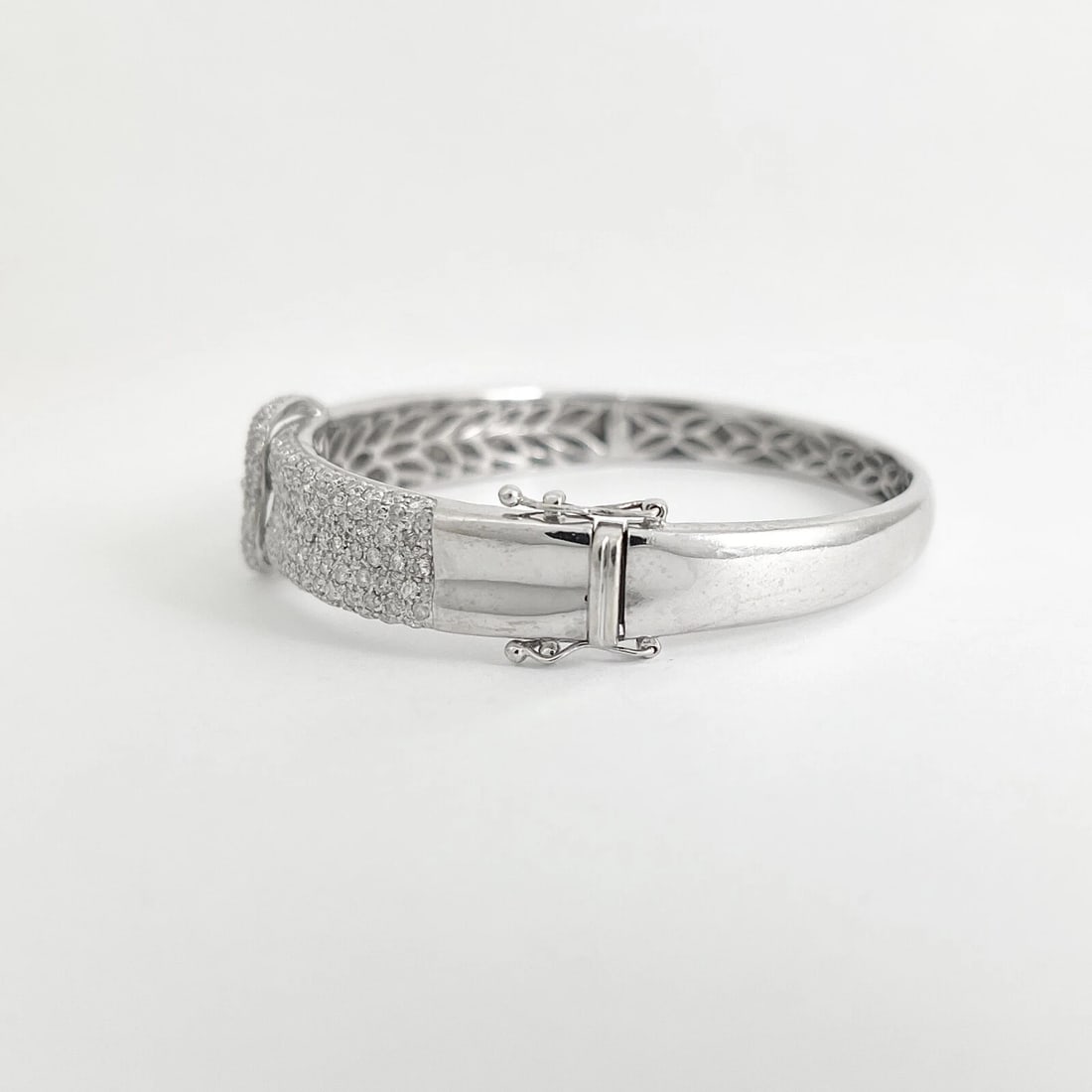 Pave Diamond Buckle Bangle Bracelet 14K White Gold, 1.89 CTW, 26.69 Grams - 9