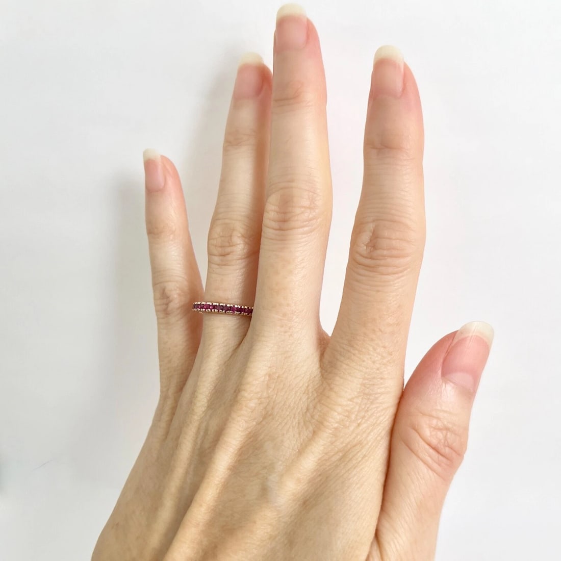 Estate Ruby Gemstone Eternity Ring 14K Yellow Gold, Size 7.75, 1.85 Grams - 4