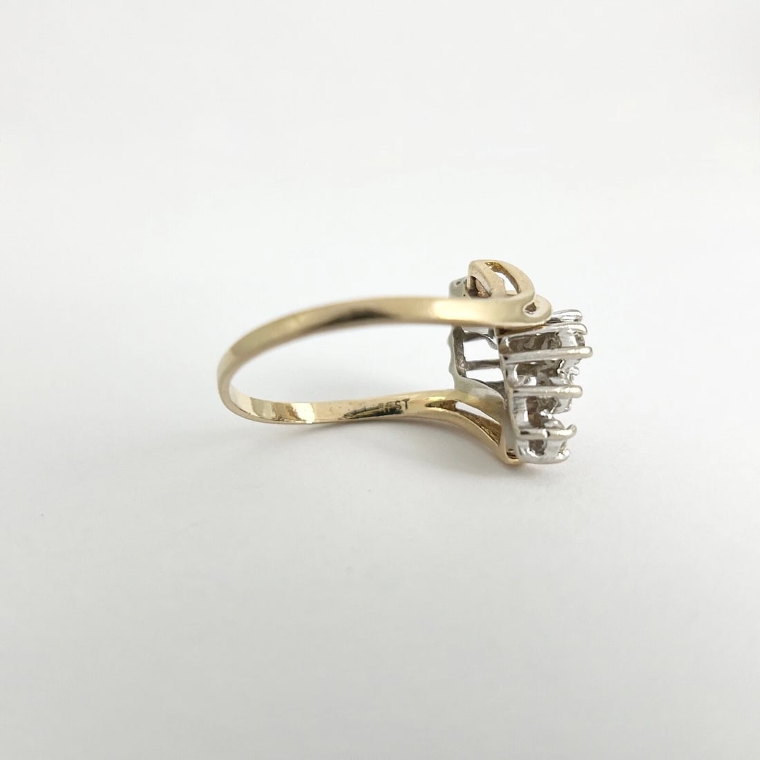 Estate Diamond Cluster Asymmetrical Cocktail Ring 14K Yellow Gold, 4.67 Grams - 9