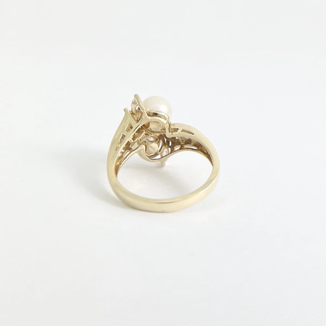 Pearl CZ Cubic Zirconia Cluster Cocktail Ring 14K Yellow Gold, 4.71 Grams - 8