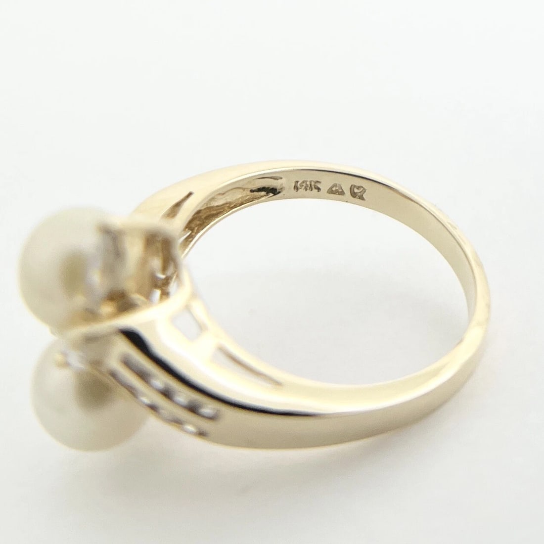 Pearl CZ Cubic Zirconia Cluster Cocktail Ring 14K Yellow Gold, 4.71 Grams - 9