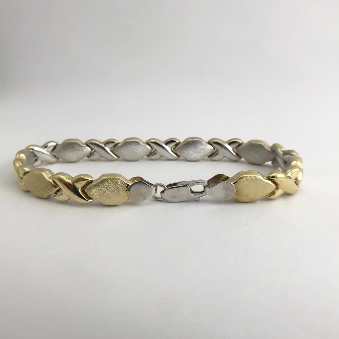 Reversible Two-Tone XO Chain Link Bracelet 14K White Yellow Gold, 7.79 Grams - 10