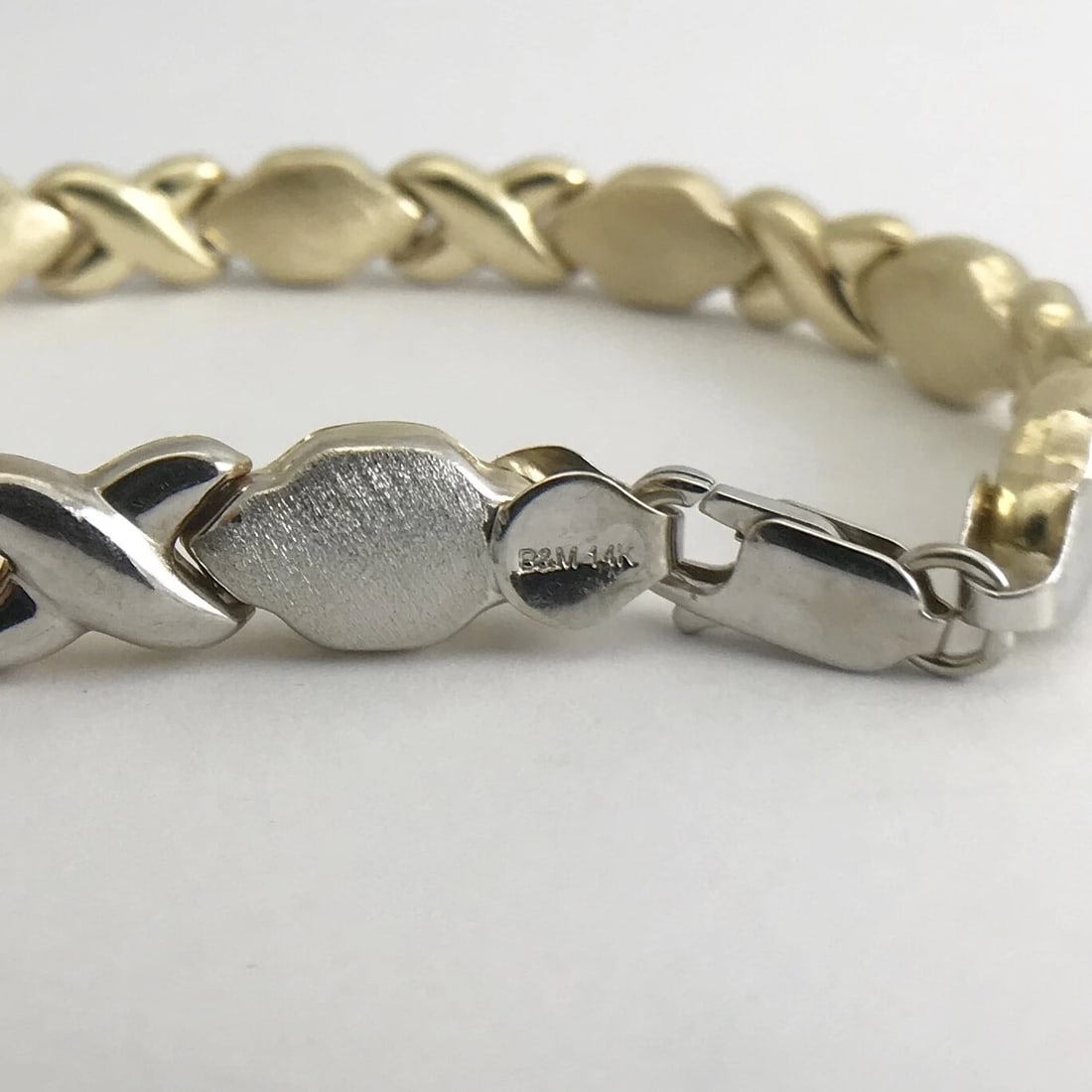 Reversible Two-Tone XO Chain Link Bracelet 14K White Yellow Gold, 7.79 Grams - 12