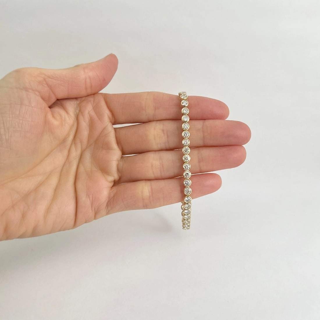 Round Diamond Bezel Tennis Bracelet 14K Yellow Gold, 7 Inches, 4.06 CTW - 3