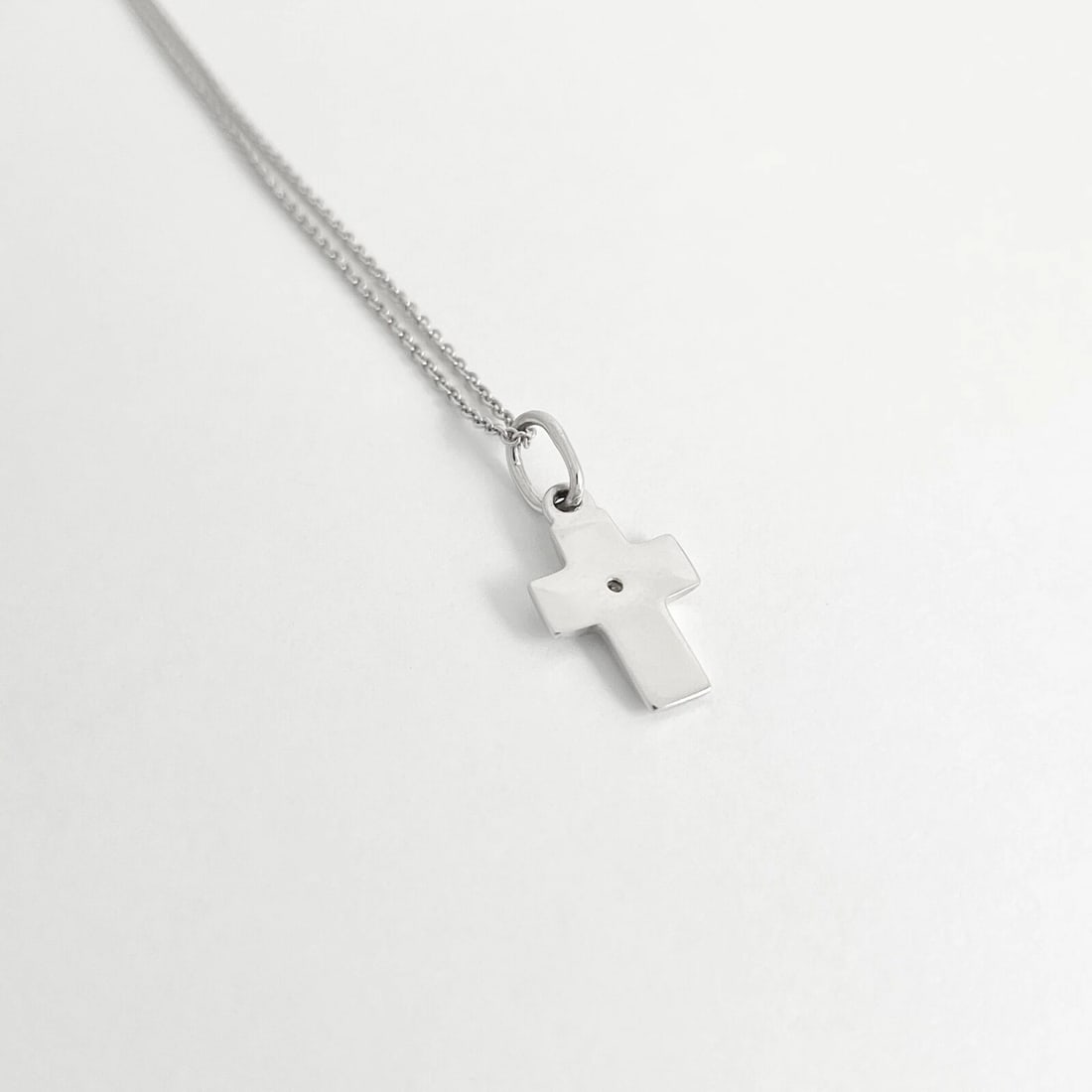 Solitaire Diamond Cross Religious Pendant Necklace 14K White Gold, .05 CT - 7