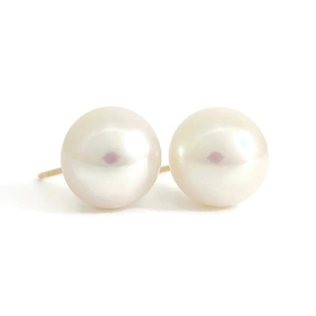 Round Cultured Pearl Stud Earrings 14K Yellow Gold, 10 mm - 10.5 mm: Round Cultured Pearl Stud Earrings 14K Yellow Gold, 10 mm - 10.5 mm These are lovely earrings! Please let us know if you have any questions. Pearls: 2 round cultured pearls, 10 mm - 10.5 mm Metal: 14K