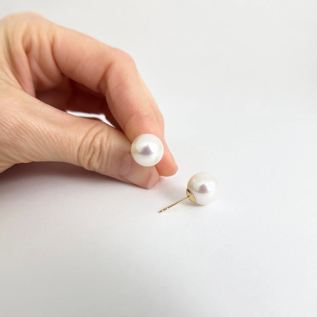 Round Cultured Pearl Stud Earrings 14K Yellow Gold, 10 mm - 10.5 mm - 5