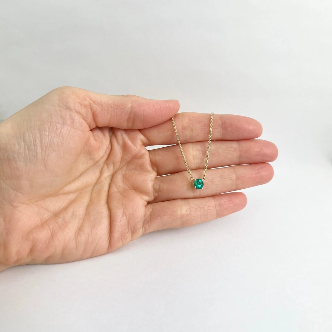 Round Green Emerald Solitaire Pendant Necklace 14K Yellow Gold .45 CT - 4