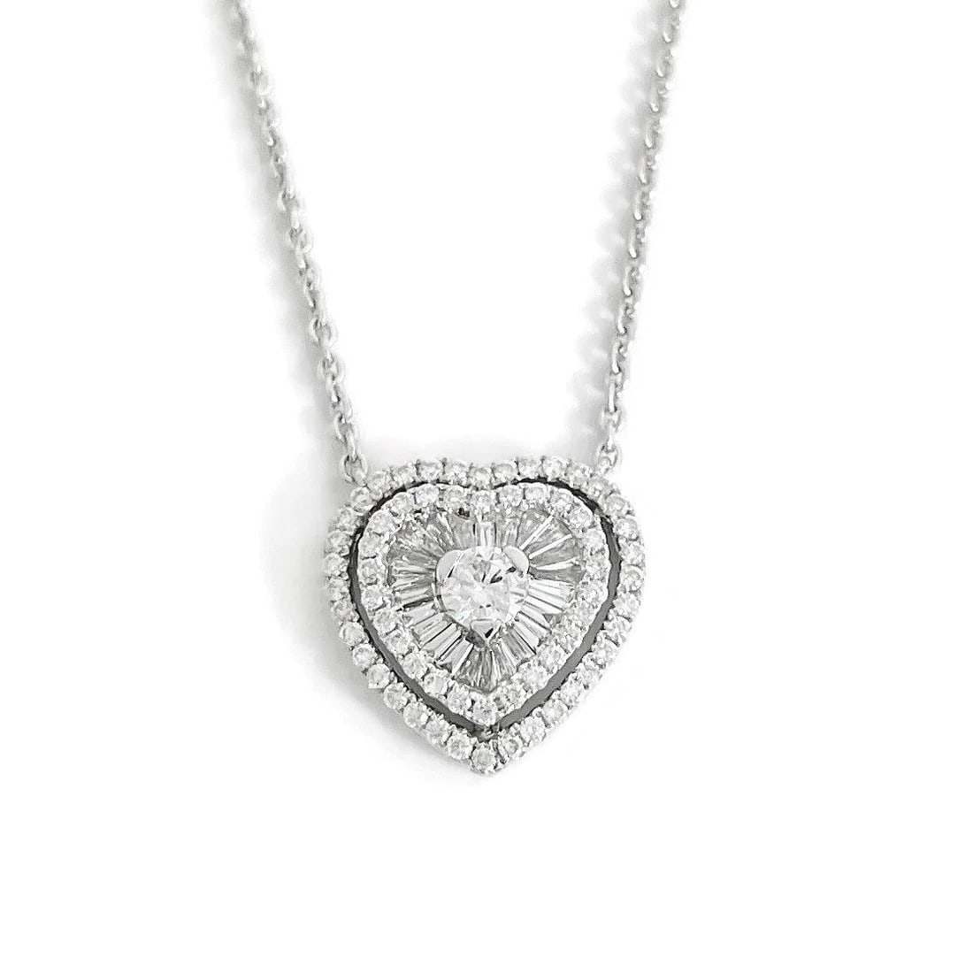 Italian Baguette Diamond Halo Heart Pendant Necklace 18K White Gold, 1.87 CTW: Italian Baguette Diamond Halo Heart Pendant Necklace 18K White Gold, 1.87 CTW This is a beautiful necklace. Please let us know if you have any questions :) Diamonds: 1.87 ctw; 20 baguettes 1.02 ctw G,