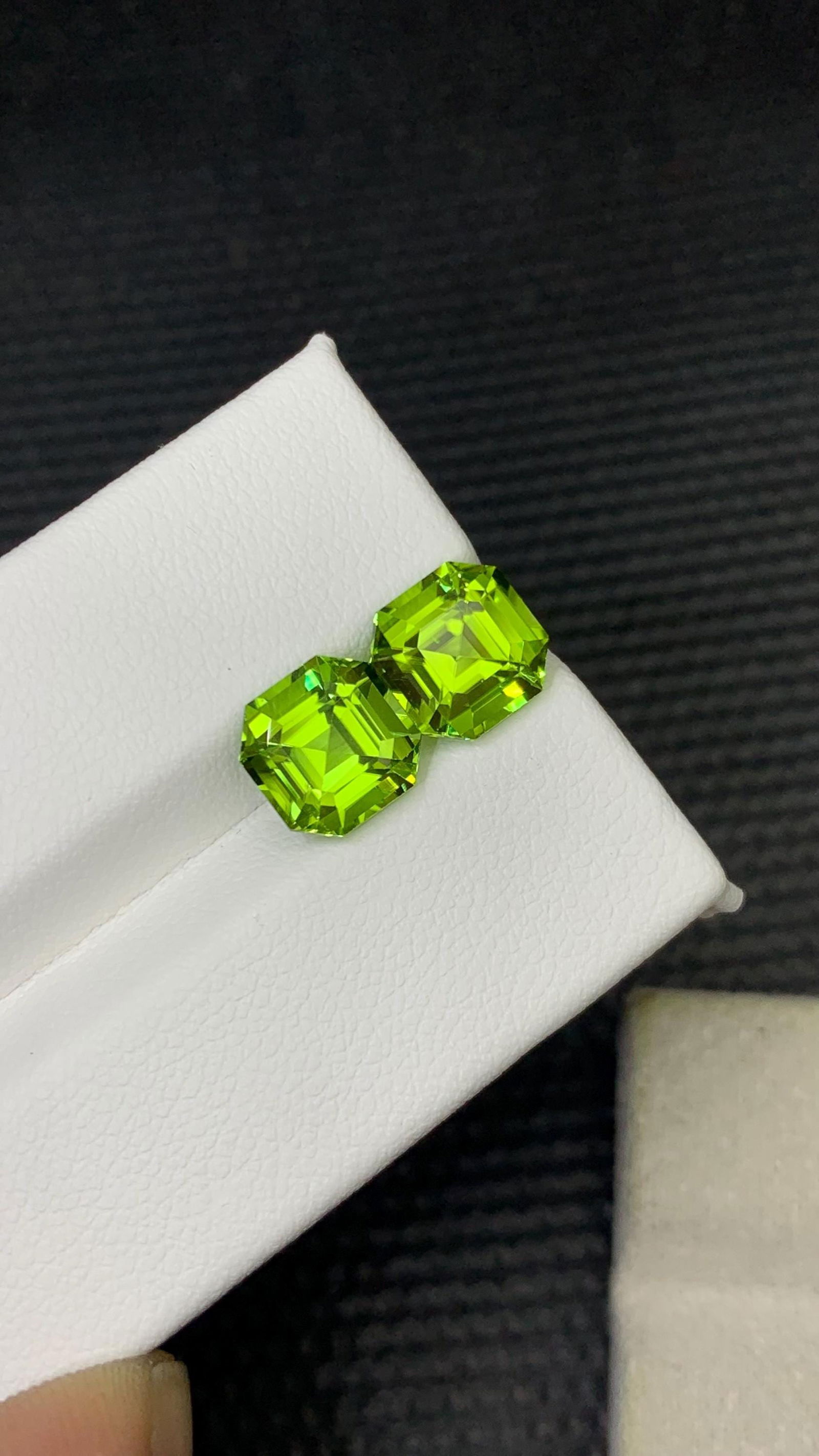 Calibarted pair Of Green Peridots Asscher Cut Gemstone For Earrings - 5.085 Carat - 3