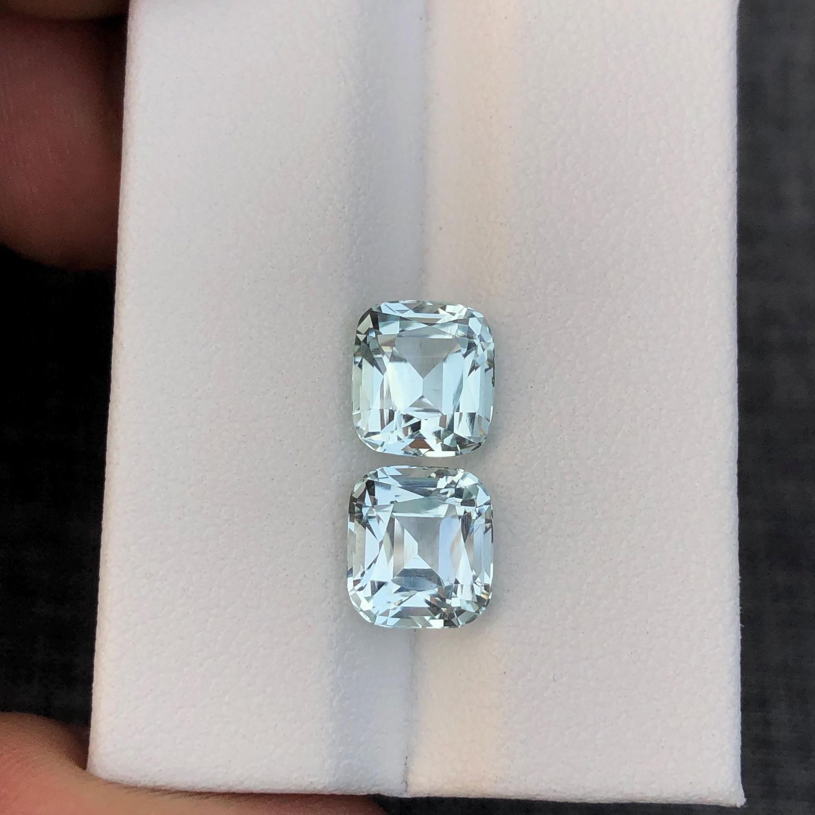 Ice Blue Aquamarine Gemstone: 4.65 Ct Cushion Cut Beryl - 5