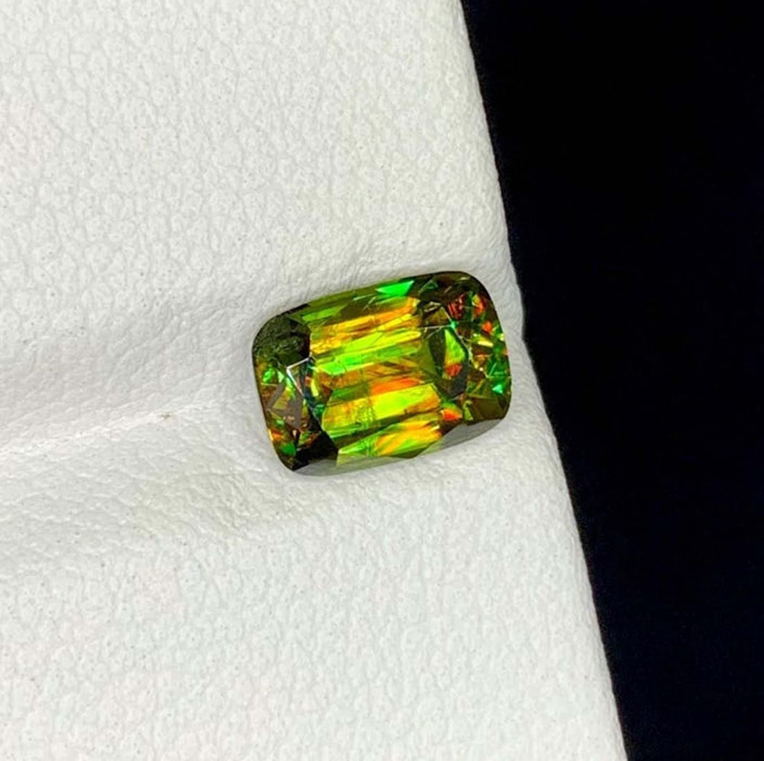 Green Chrome Sphene Gemstone: Lustrous Cushion Cut Titanite, June Birthstone - 3