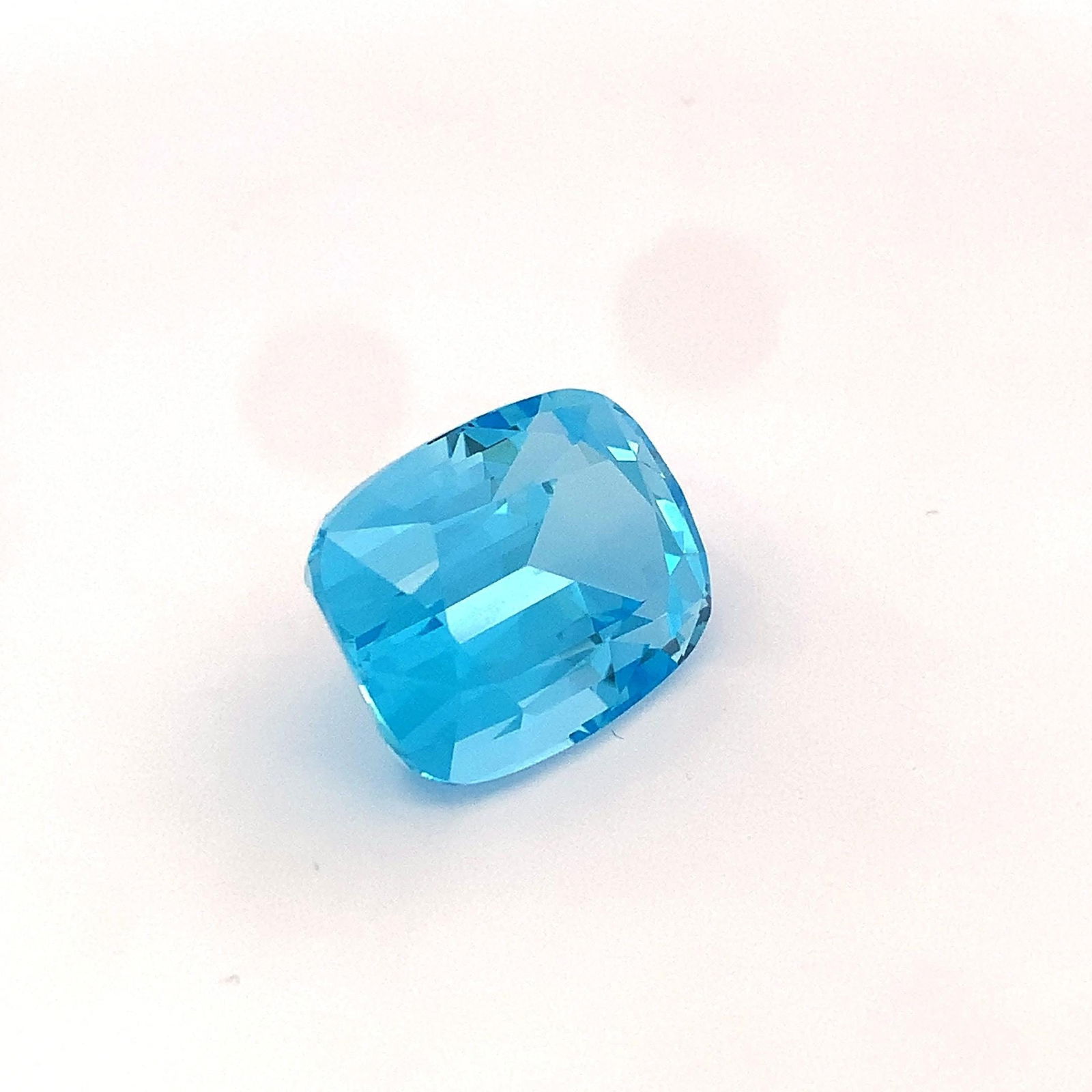 40.15 Carat Swiss Blue Topaz Cushion Cut Loose Gemstone For Jewellery - 2