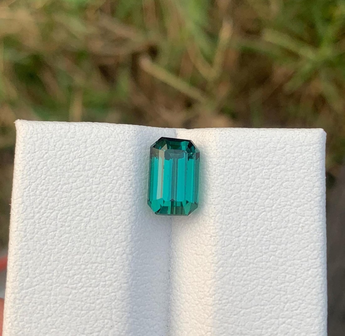 Bluish Green Tourmaline Gemstone, Flawless Cut (8 X 5.2 X 5 MM) - 4