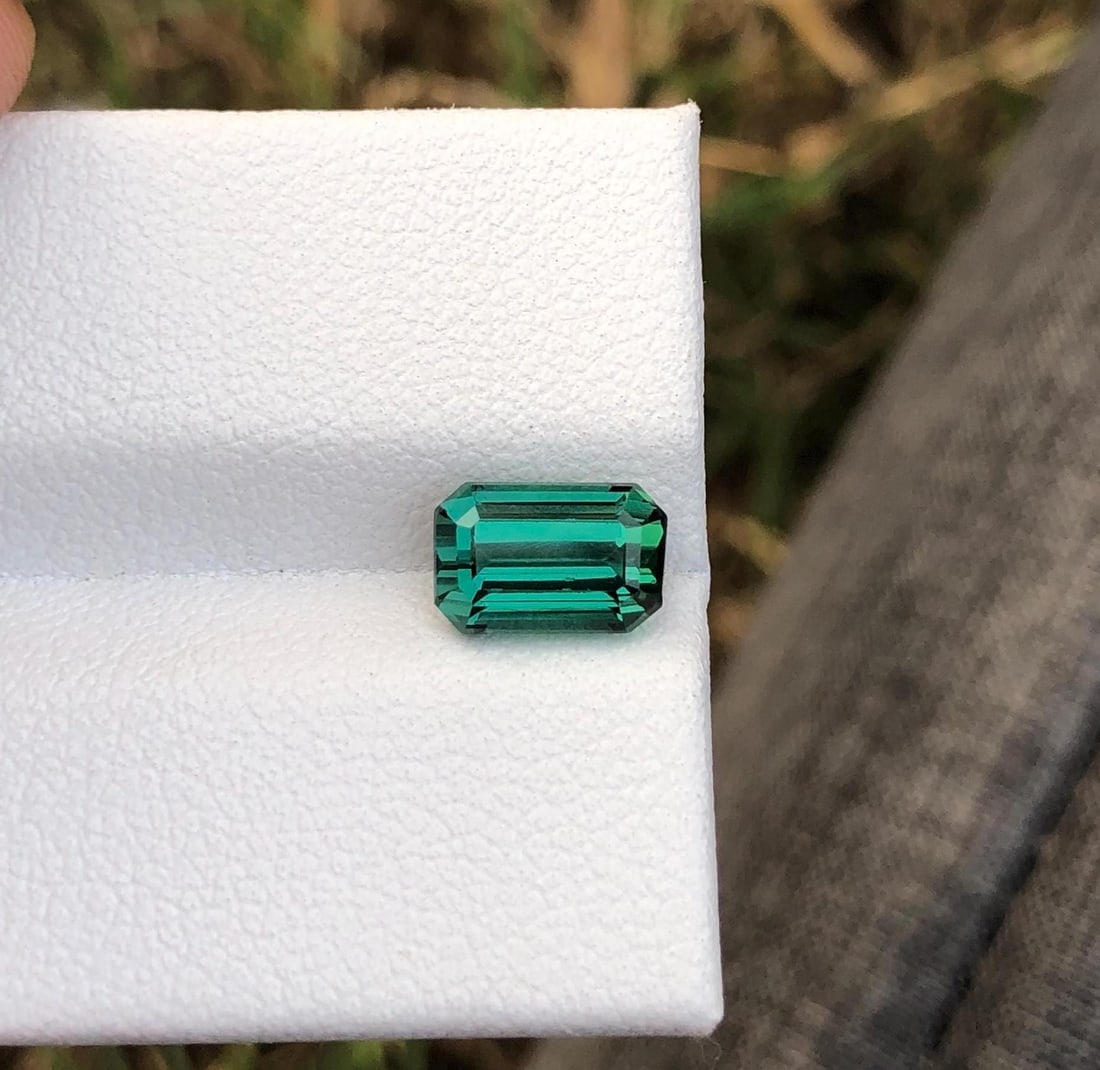 Bluish Green Tourmaline Gemstone, Flawless Cut (8 X 5.2 X 5 MM) - 7