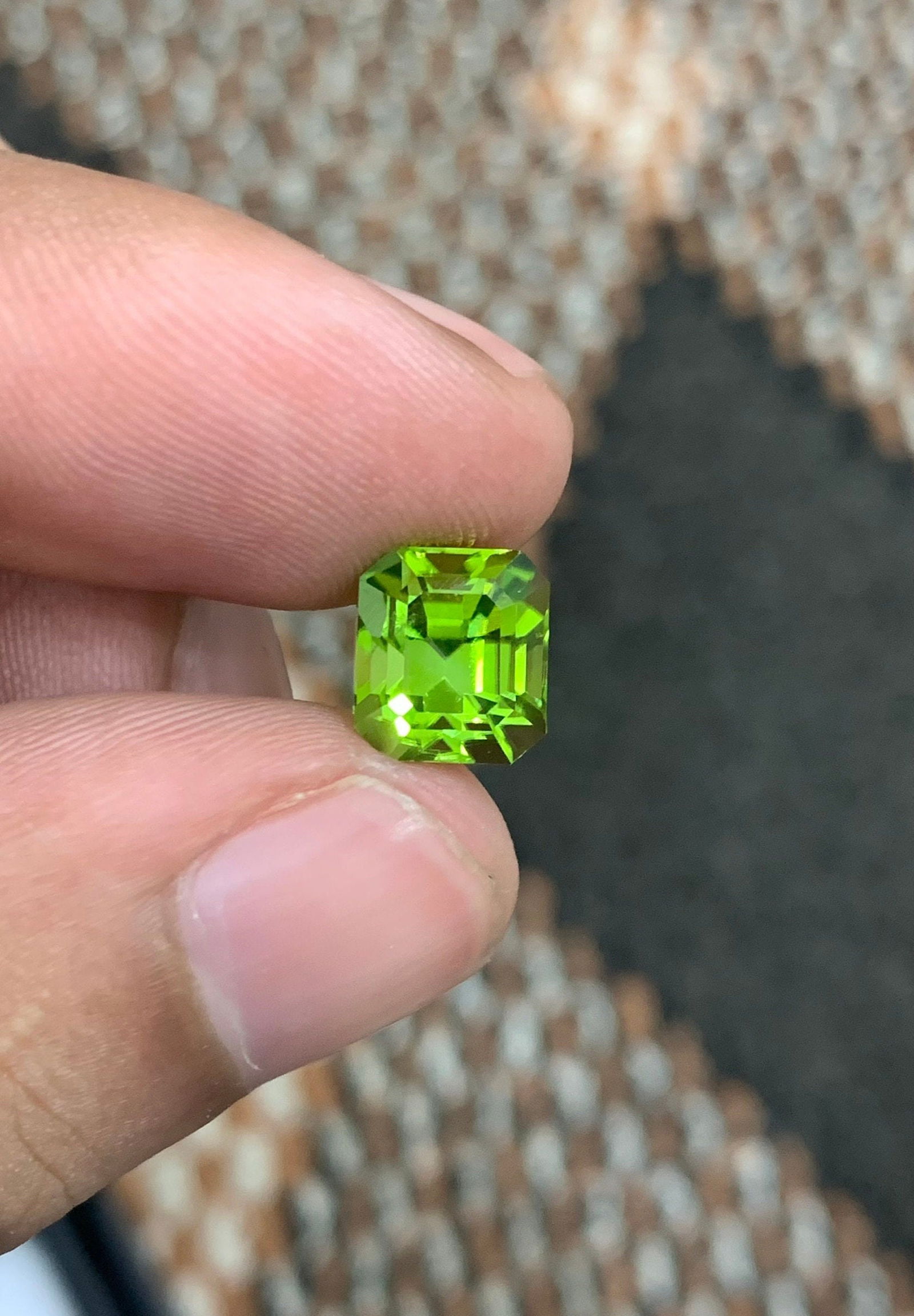 Apple Green Peridot Gemstone: 3.50 Carat Emerald Cut Stone - 8