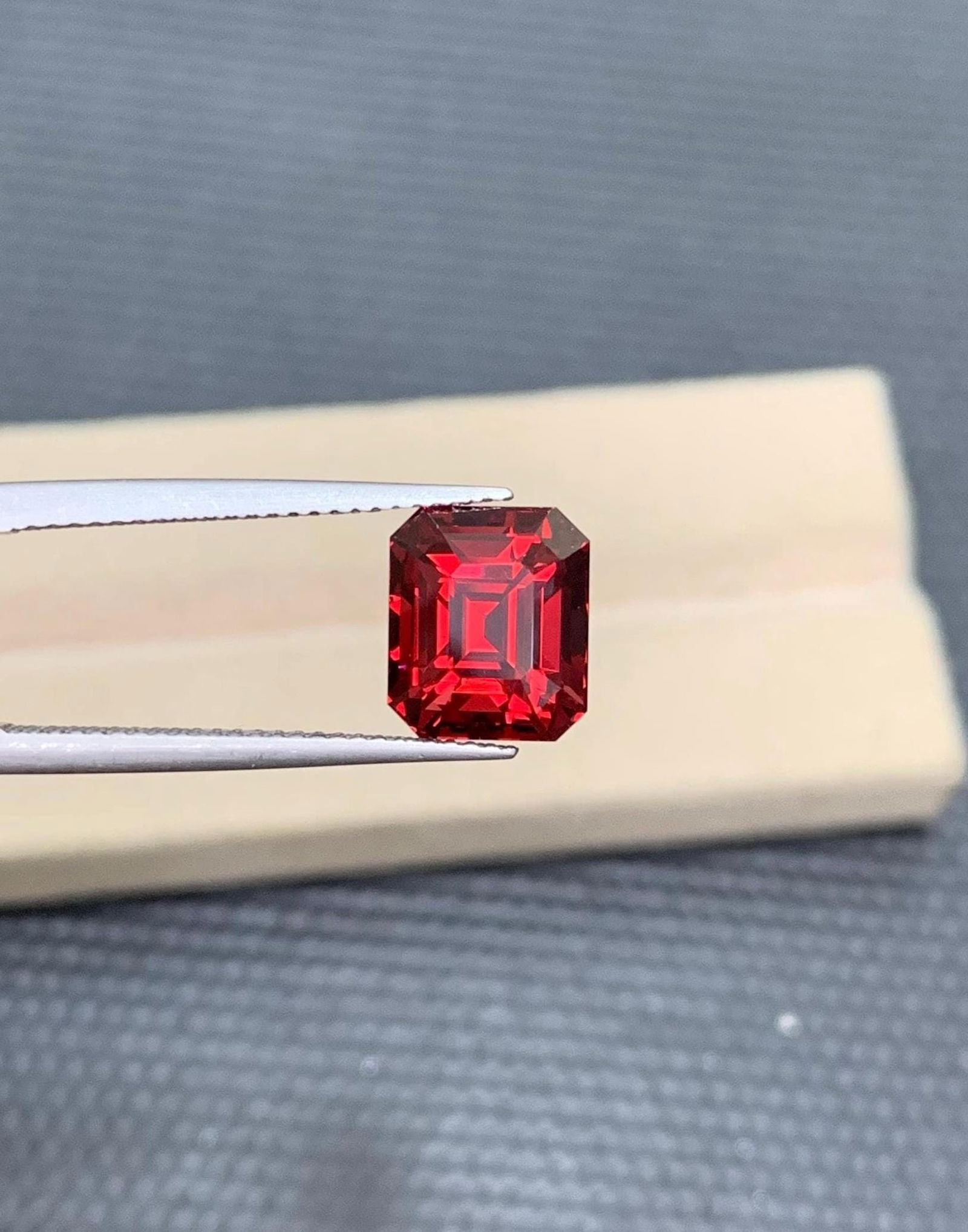 Tanzania Bloody Red Garnet Gemstone: Emerald Cut, 6.31 Carat - 2