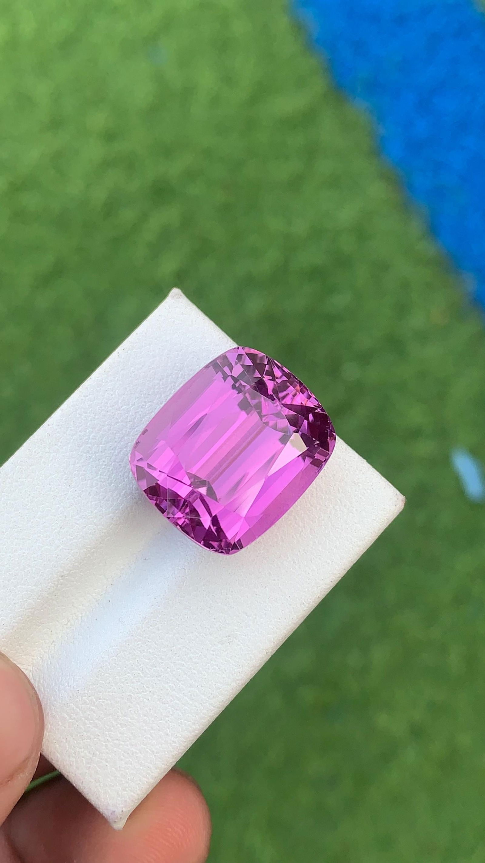 Purplish Pink Kunzite Gemstone, 29.92 Carat Cushion Cut - 4