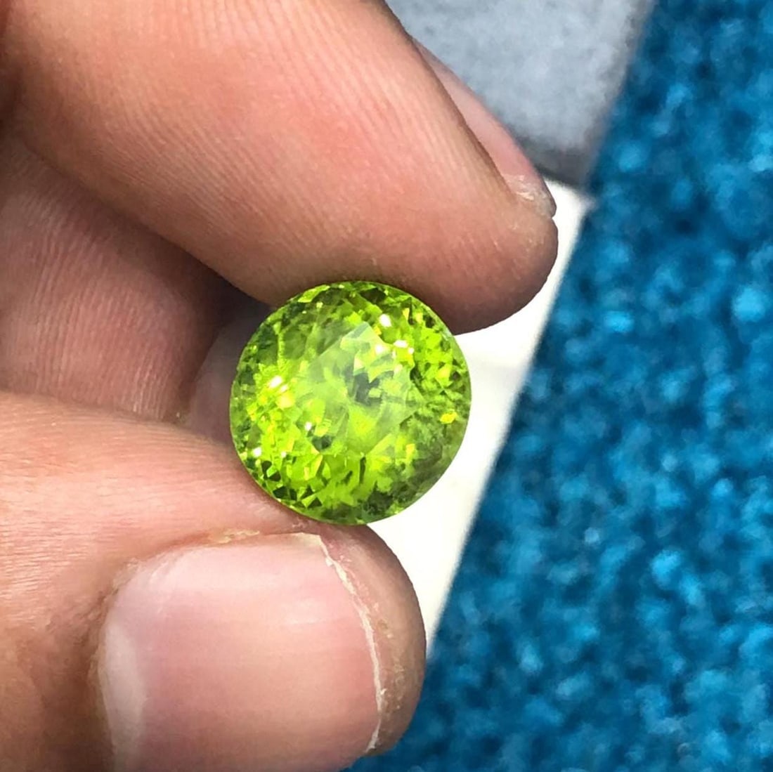 Apple Green Peridot Gemstone: 6.50 Carat Round Cut Stone: Title:Apple Green Peridot Gemstone: 6.50 Carat Round Cut Stone Description:Materials: Gemstone: Peridot Carat weight: 6.50 ���������ȳ