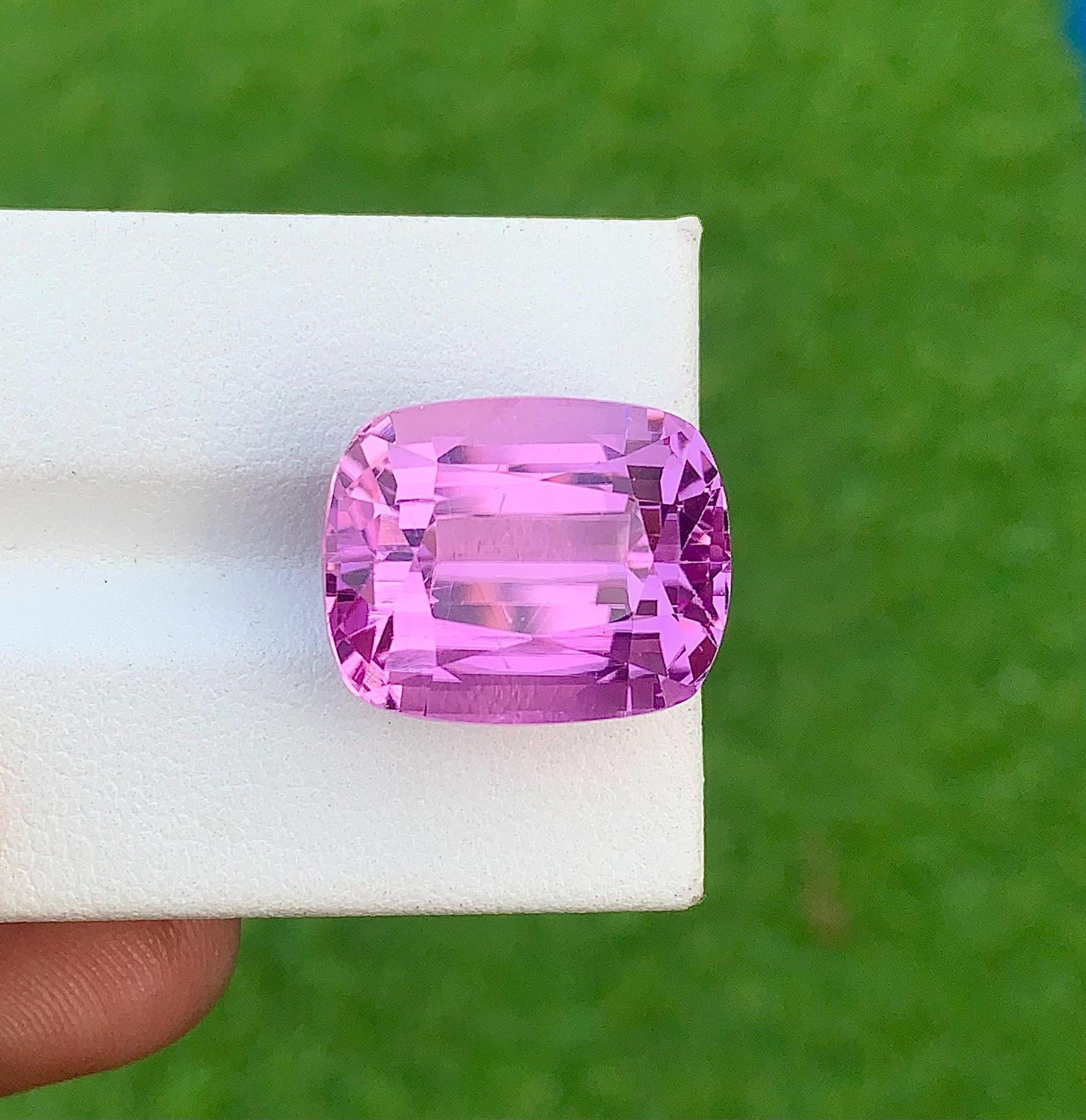 Purplish Pink Kunzite Gemstone, Cushion Cut Stone From Afghanistan, 26.850 Carat - 12