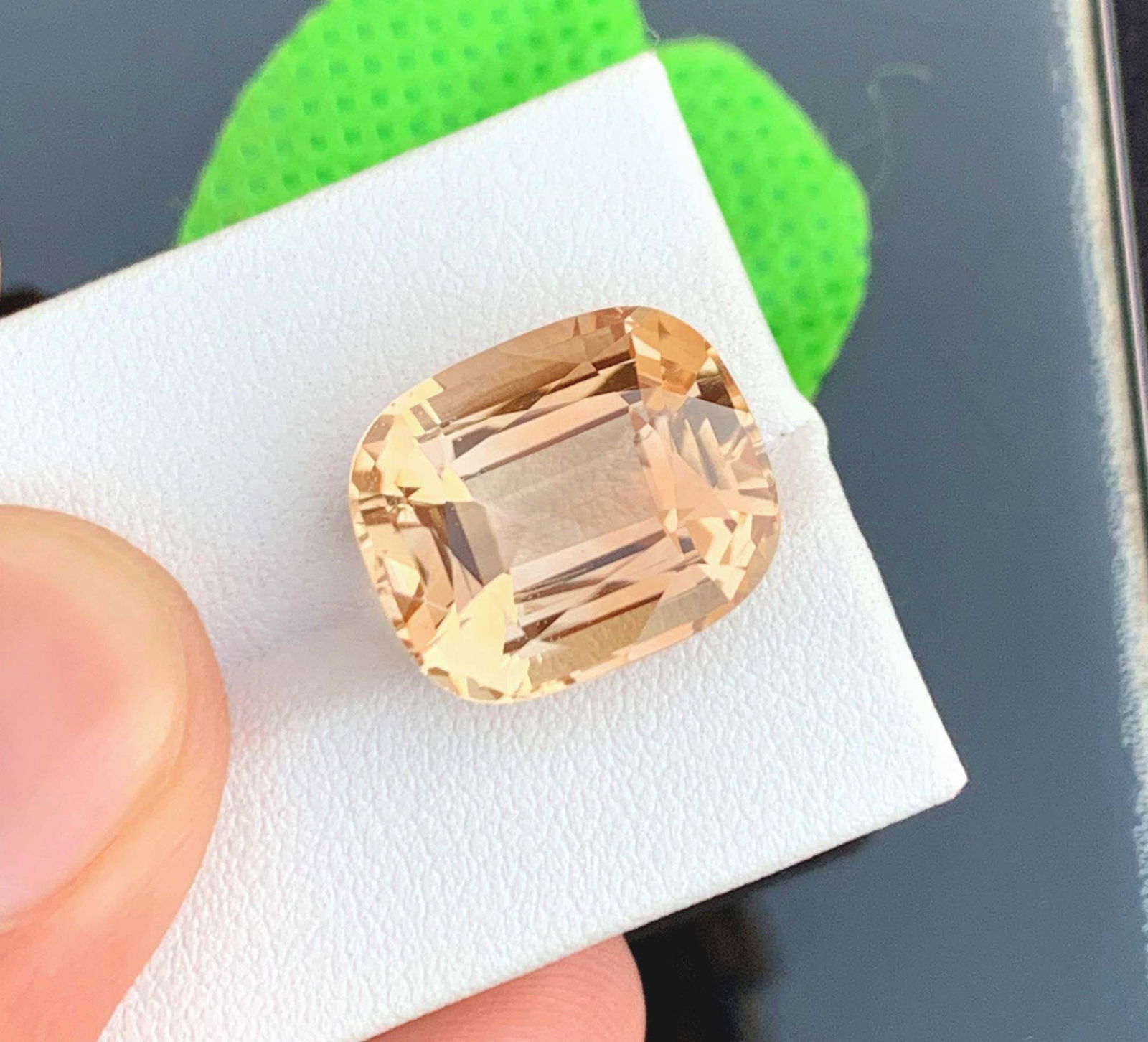 Golden Yellow Topaz Gemstone: 17.55 Carat Cushion Cut Stone: Title:Golden Yellow Topaz Gemstone: 17.55 Carat Cushion Cut Stone Description:Materials: Gemstone: Topaz Carat weight: 17.55 Golden Color Topaz Loose Gemstone Jewelry Making, Faceted Imperial Topaz Ge