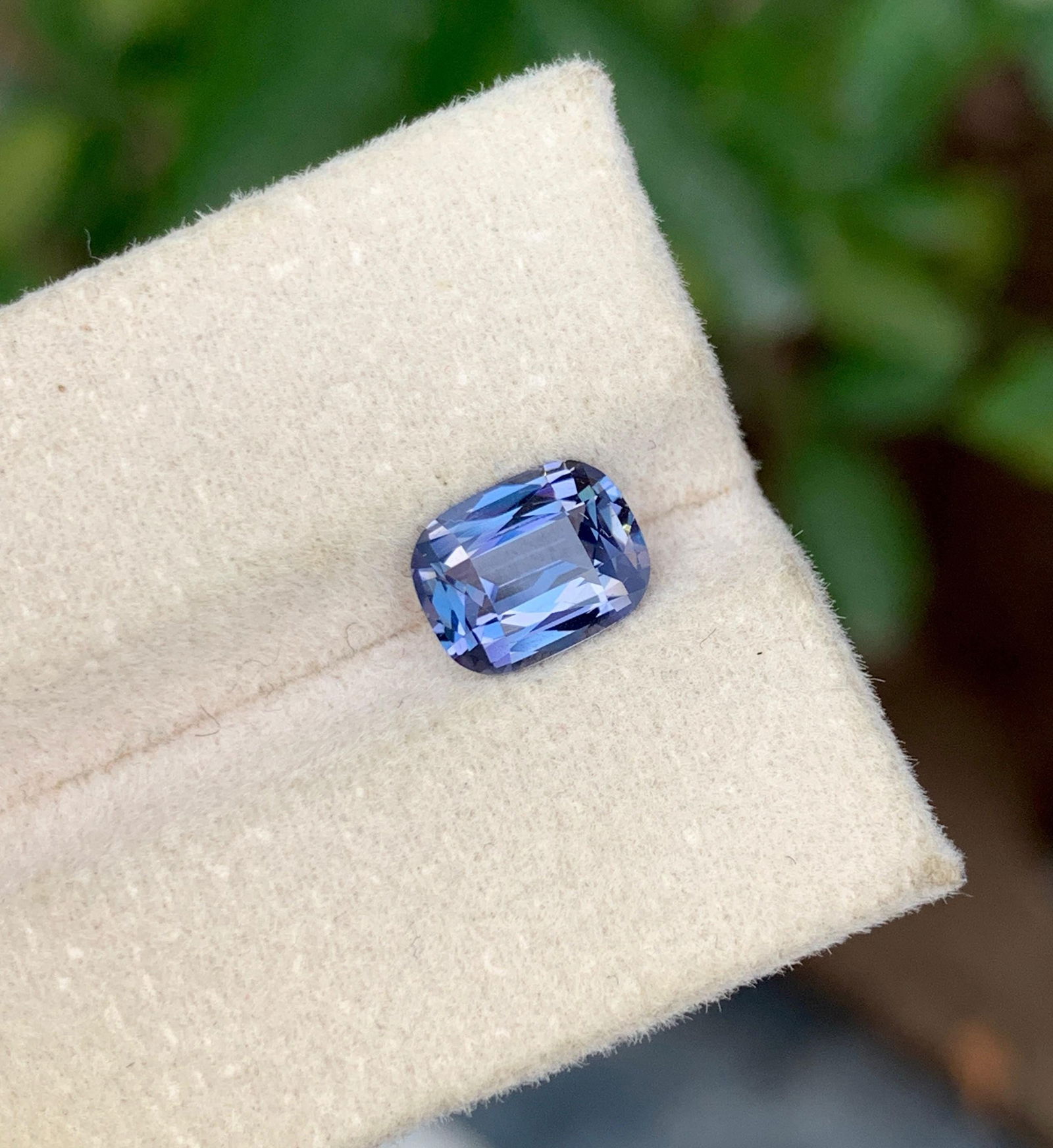 2.15 Carat Violet Blue Spinel: Natural Cushion Cut Gemstone from Tanzania - 4