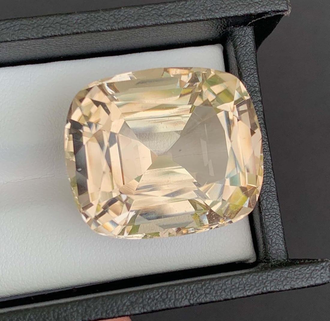 Natural Imperial Topaz Gemstone: Golden Cushion Cut, 75.60 Carats - 3